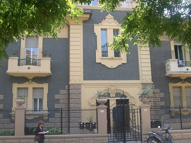 Villino in stile eclettico